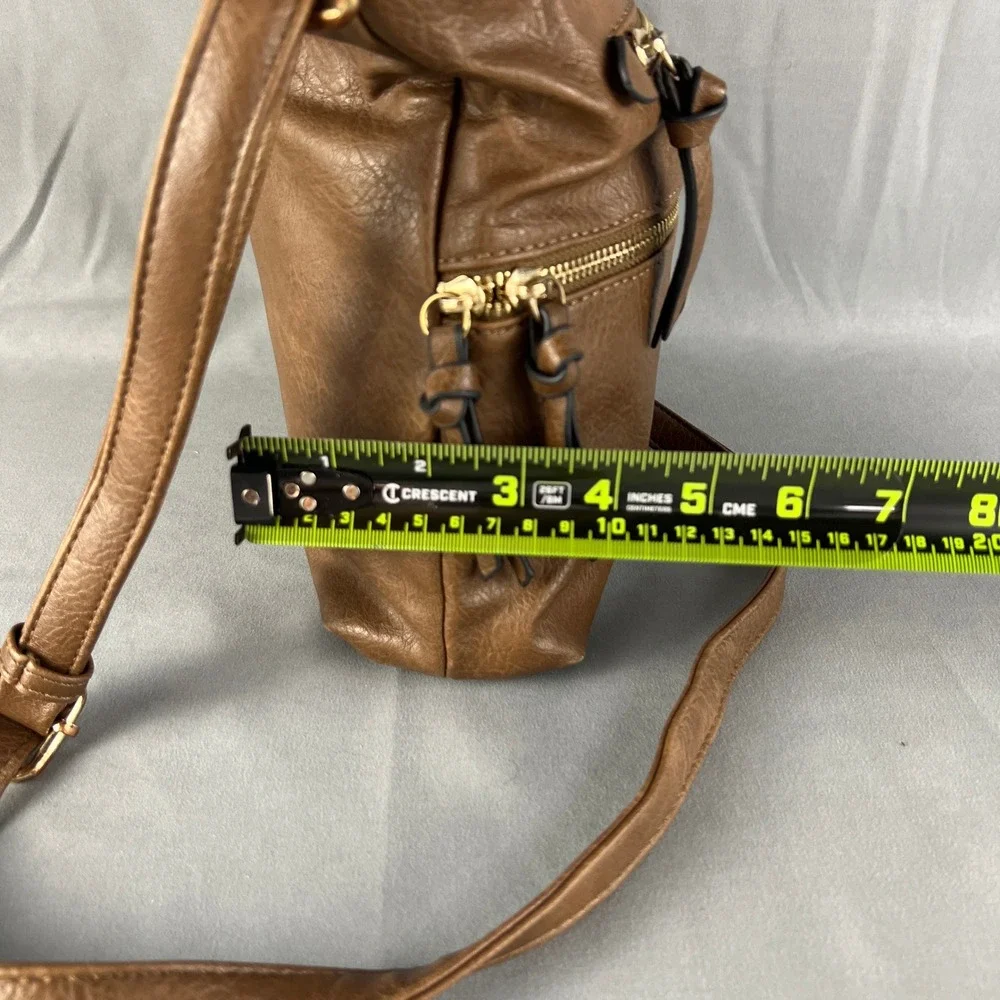 Womens Fashion Crossbody Bag Brown Leather Multiple Zip Pockets Adjustable Strap